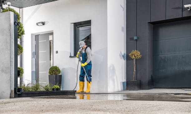 Best Animal Enclosure Cleaning  in Westfield Center, OH